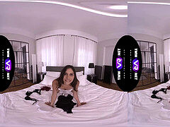 TmwVRnet - Baby Nicols - new underwear! New ejaculation!