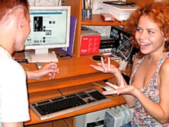 フェラチオ, 浮気する, カワイイ, フェティッシュ, 異人種間, 赤毛, ロシア人, ティーン