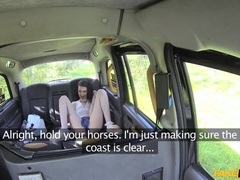 Sucer une bite, Voiture, Doigter, Léchez, De plein air, Pov, Chatte, Lécher le sphincter