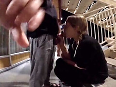 Amateur, Mamada, Atrapados, Pareja, Casero, Hotel, Al aire libre, Público