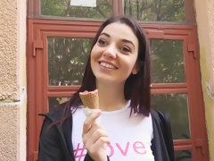 Anal, Europeo, Corridas faciales, Sexo duro, Lamidas, Dinero, Al aire libre, Juguetes