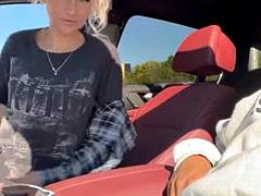 Leie, Grosser schwanz, Blondine, Blasen, Auto, Schwarz, Hardcore, Interrassisch