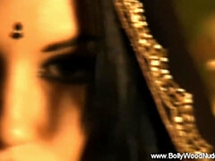 Азиатки, Красотки, Брюнетки, Хд, Индианки, Милф, Мамочка, Соло