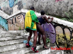 Grote kont, Zwart, Pijpbeurt, Latijnse vrouw, Moeder die ik wil neuken, Buiten, Openbaar