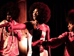 デカ尻, デカチン, 黒人, フェラチオ, バック, 異人種間, ティーン, オッパイの