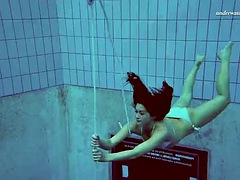 美女, 茶髪の, アウトドア, プール, 公共, ロシア人, ティーン, 水中