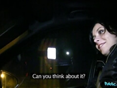 Amateur, Cul, Voiture, En levrette, Branlette thaïlandaise, De plein air, Pov, Public