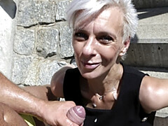 Grosser schwanz, Blasen, Auto, Fetisch, Fingern, Handjob, Im freien, Hure