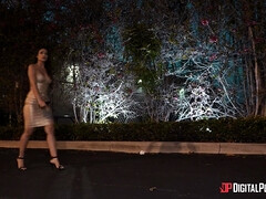 Plantureuse, Voiture, Face assise, Talons, Fille latino, Léchez, Bureau, Nénés