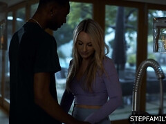 デカパイ, イマラチオ, 家族, 異人種間, オナニー, 淫乱熟女, オマンコ, 禁句