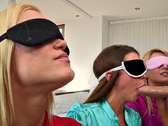 Homme nu et filles habillées, Femme dominatrice