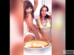 Жопа, Бикини, Минет, Фетиш, Еда, Молоденькие, Сиськи, Вебкамера