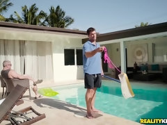 Anal, Cul, Faciale, Massage, Seins naturels, Piscine, Pov, Chatte