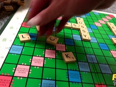 Любители, Большие сиськи, Грудастые, Чешки, Поцелуи, Лизание, Натуральные сиськи, Втроем