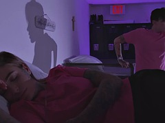 美女, イく瞬間, 学生寮, フェムドム, フェティッシュ, ペニスバンド, タトゥー, おもちゃ