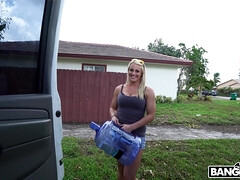 Amateur, Tetas grandes, Rubia, Tetona, Despelote, Tetas naturales, Al aire libre, Sexo soft