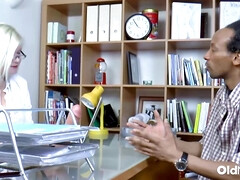 Красотки, Толстушки, Большой член, Большие сиськи, Черные, Межрасовый секс, Поцелуи, Зрелые