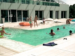 美女, デカチン, デカパイ, 巨乳な, バック, グループ, 下着, ティーン