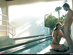 Grosser arsch, Grosser schwanz, Blasen, Hundestellung, Natürlichen titten, Im freien, Jungendliche (18+), Titten