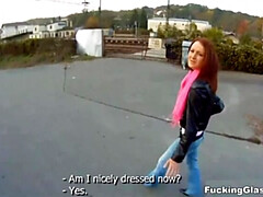 Pijpbeurt, Jonge meid, Sperma shot, Natuurlijk, Kut duiken, Geschoren, Tatoeage, Tiener