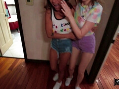 Grosser schwanz, Schwarz, Frau frau mann, Interrassisch, Monster, Pov, Tätowierung, Flotter dreier