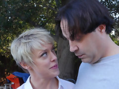 Gros seins, Blonde, Gorge profonde, Queue, Hard, Mère que j'aimerais baiser, De plein air, Piercing