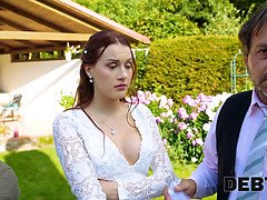 Sucer une bite, Mariée, Tchèque, Hd, De plein air, Pov, Rasée, Fils