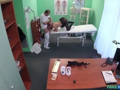 Amateur, Lécher le cul, Sucer une bite, En levrette, Doigter, Léchez, Infirmière, Bureau