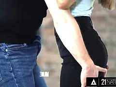 アナル, フェラチオ, エロティック, 指いじり, Hd, なめる, 小柄, 馬乗り