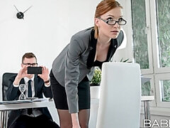 デカチン, デカパイ, フェラチオ, 赤毛, 秘密の, ガリガリ, ストッキング, ティーン