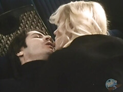 Sexy blonde screws him in his car