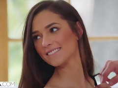 18 años, Morena, Lencería, Estrella porno, Montar, Adolescente, Trio, Tetas