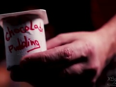 Любители, Минет, Одетые девушки голые парни, Сперма во рту, Фетиш, Еда, Игры, Хд