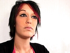 Grote kont, Grote lul, Grote mammen, Pijpbeurt, Hondjeshouding, Moeder die ik wil neuken, Kort haar, Tieten likken