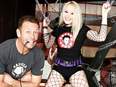 18 jahre, Grosser schwanz, Grosse titten, Blasen, Hundestellung, Dürr, Schlucken, Jungendliche (18+)