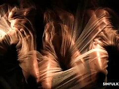 Большой член, Парочка, Семяизвержение, Женщины, Поцелуи, Лизание, Милф, Киски