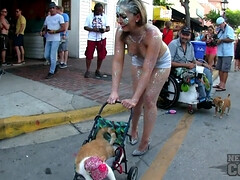 Amateur, Cul, Gros seins, Mignonne, Naturelle, De plein air, Fête, Public