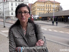 Enthousiasteling, Bruinharig, Sperma shot, Tsjechisch, Hd, Rijpe lesbienne, Gezichtspunt, Openbaar
