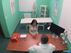 素人, フェラチオ, 医者, 顔射, 手コキする, 看護婦, オフィス, ハメ撮り