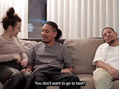 Petit ami, Couple, Cocu, Tir de sperme, Grossier, Conversation vulgaire, Soeurs, Espagnole