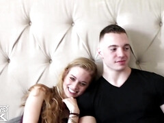 Enthousiasteling, Blond, Pijpbeurt, Schattig, Hardcore, Zuigen, Tiener