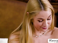 18 ans, Blonde, Lesbienne, Mature, Mère que j'aimerais baiser, Maman, Adolescente