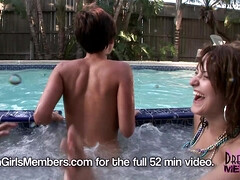 18 летние, Домашнее видео, Поцелуи, Лесбиянка, Лизание, Оргии, Вечеринка, Молоденькие