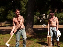 Grosser schwanz, Braunhaarige, Kehlenfick, Schwanz, Handjob, Wichsen, Muskel, Reiten