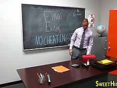 Grosser schwanz, Studentin, Hochschule, Aufs gesicht abspritzen, Fingern, Schreiend, Jungendliche (18+), Titten