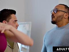 デカパイ, 茶髪の, 捕まる, 浮気者, 浮気する, ハードコア, 淫乱熟女, フェラする