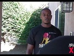 69 negenenzestig, Mooie dikke vrouwen, Pijpbeurt, Sperma in mond, Diep in de keel, Hondjeshouding, Interraciaal, Slikken