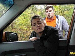 Kont, Bruinharig, Auto, Aangekleed, Buiten, Openbaar, Geschoren, Mager