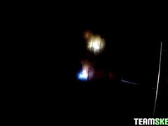 Grosser schwanz, Kehlenfick, Hd, Piercing, Pov, Dusche, Dürr, Tätowierung