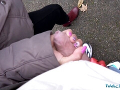 Gros seins, Sucer une bite, Brunette brune, Hd, Interracial, Pov, Public, Criant